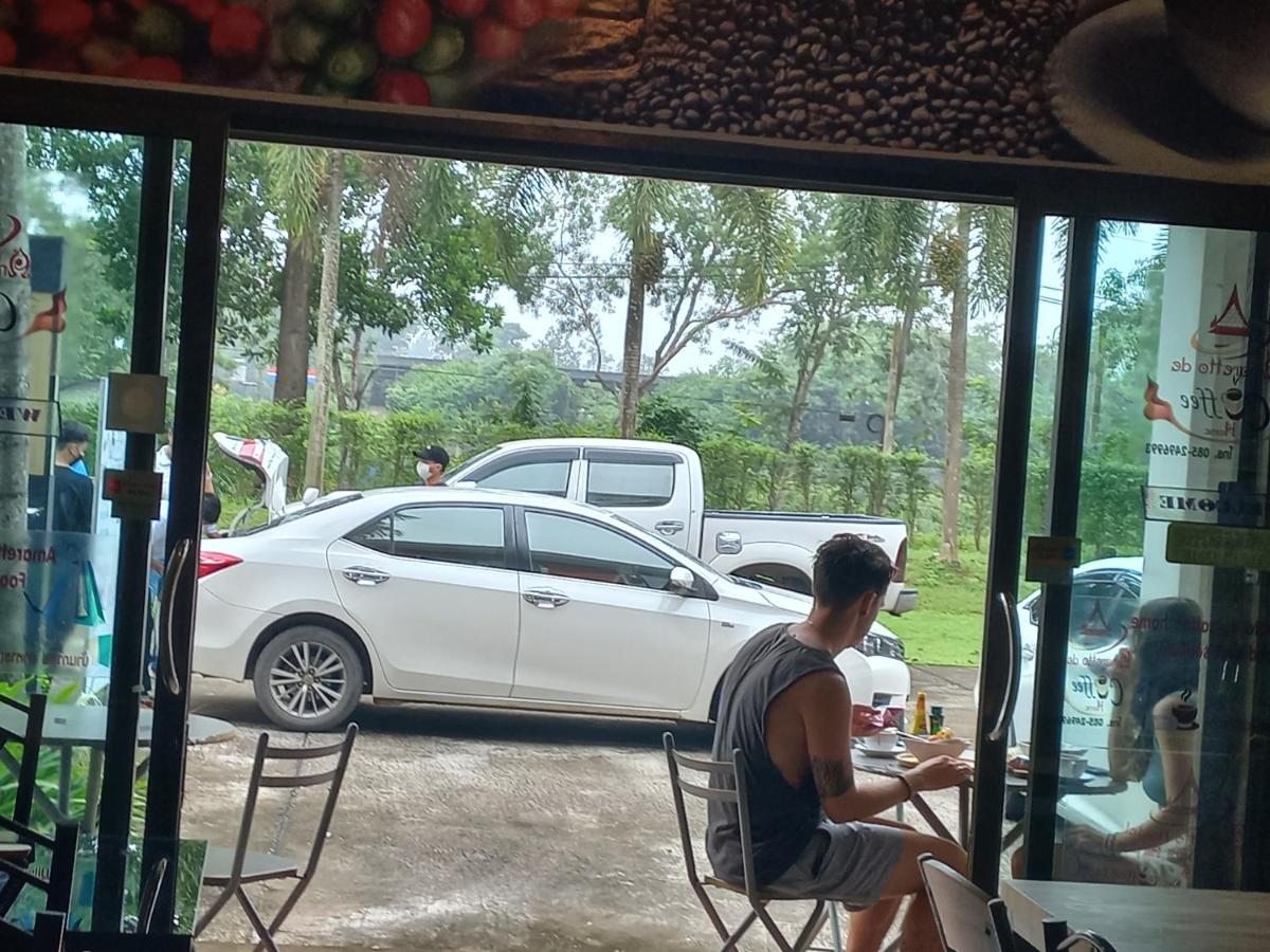 Amaretto Hostel Surat Thani Dış mekan fotoğraf