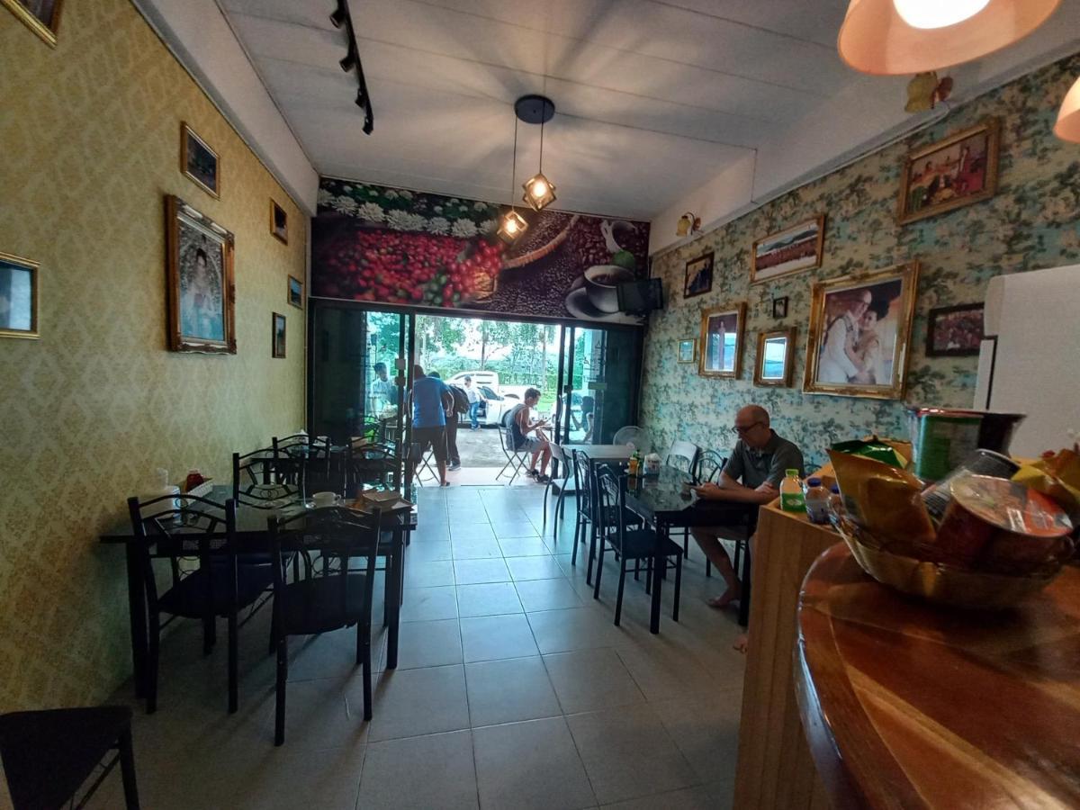 Amaretto Hostel Surat Thani Dış mekan fotoğraf