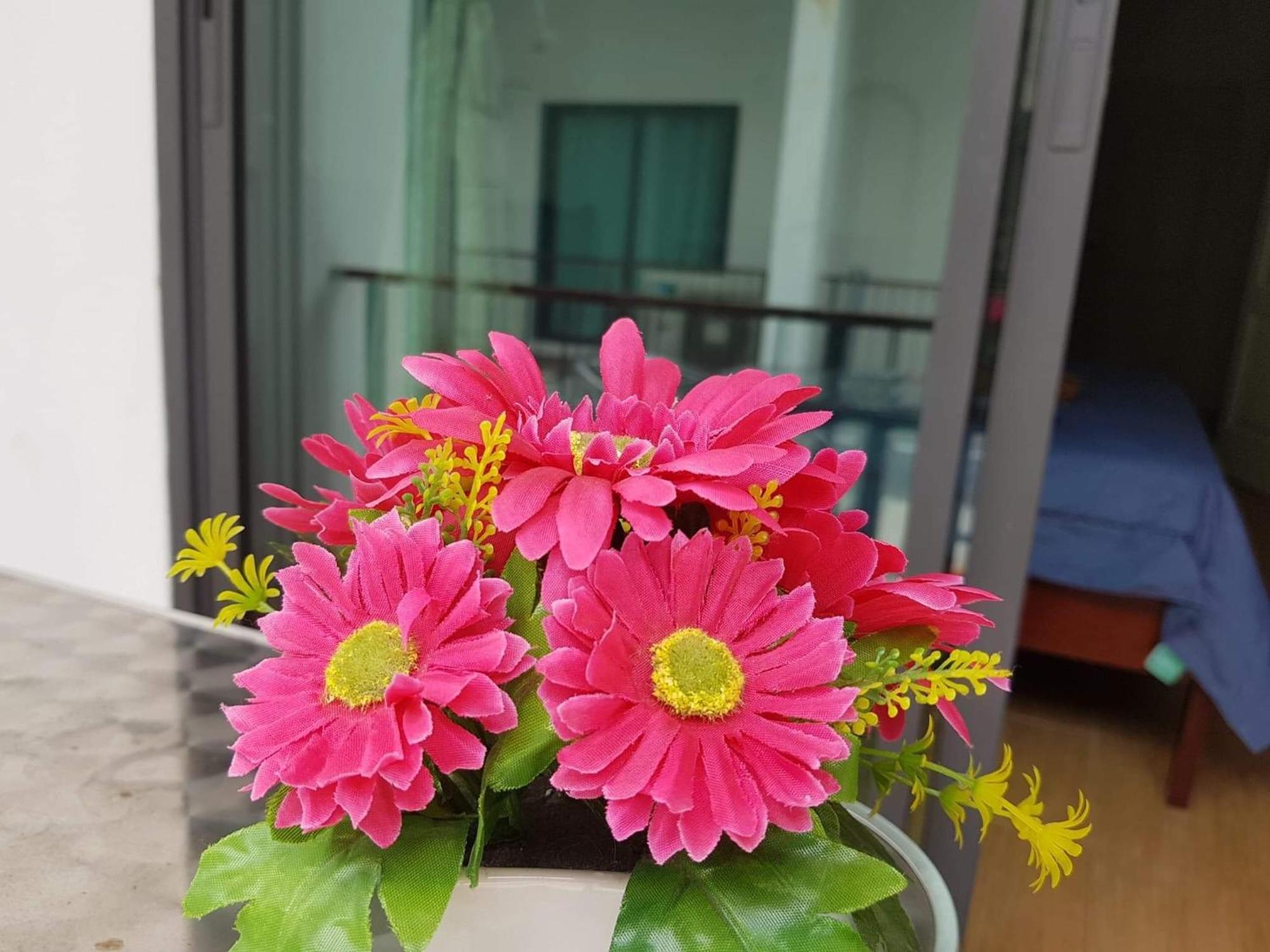 Amaretto Hostel Surat Thani Dış mekan fotoğraf