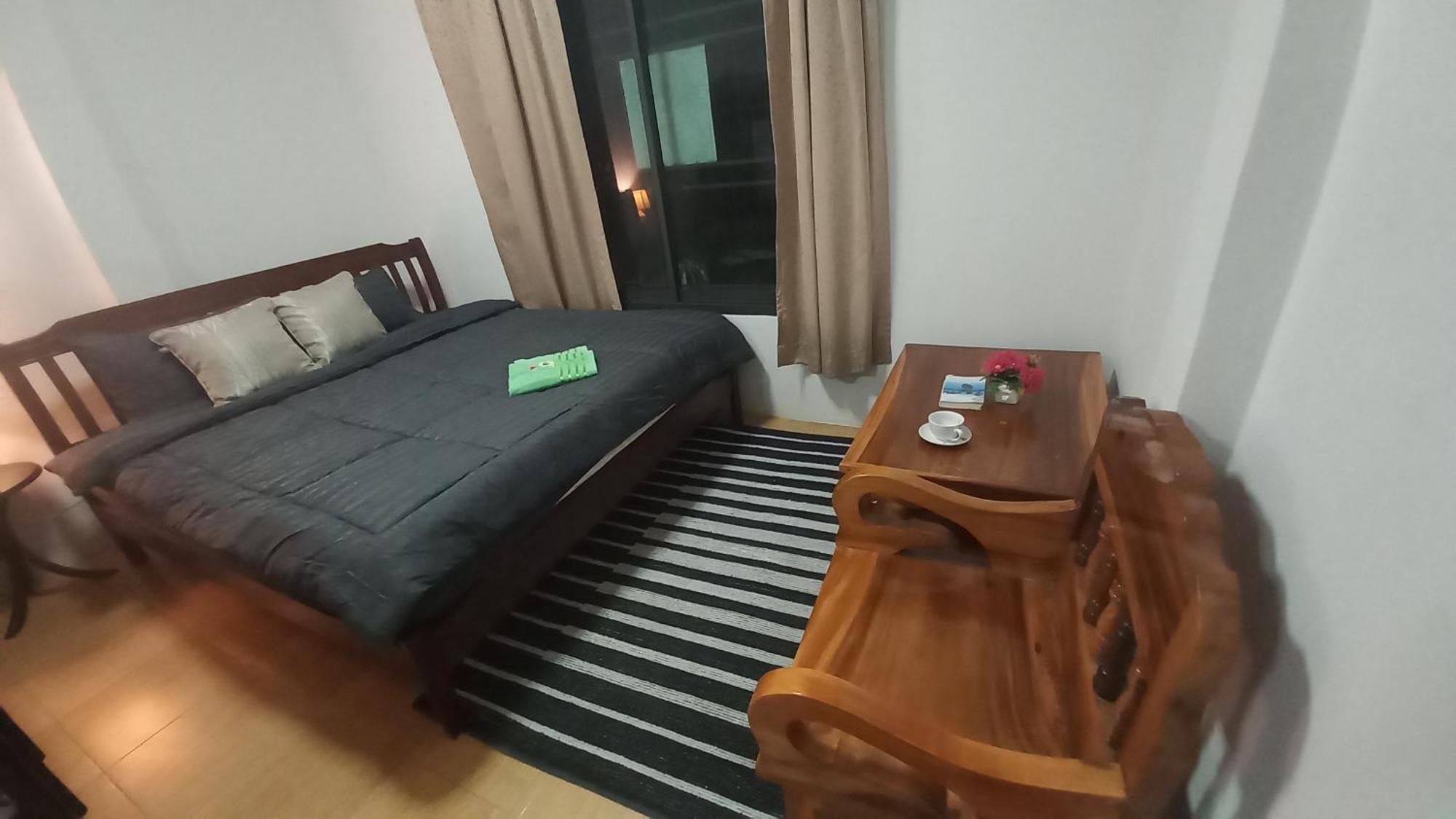 Amaretto Hostel Surat Thani Dış mekan fotoğraf