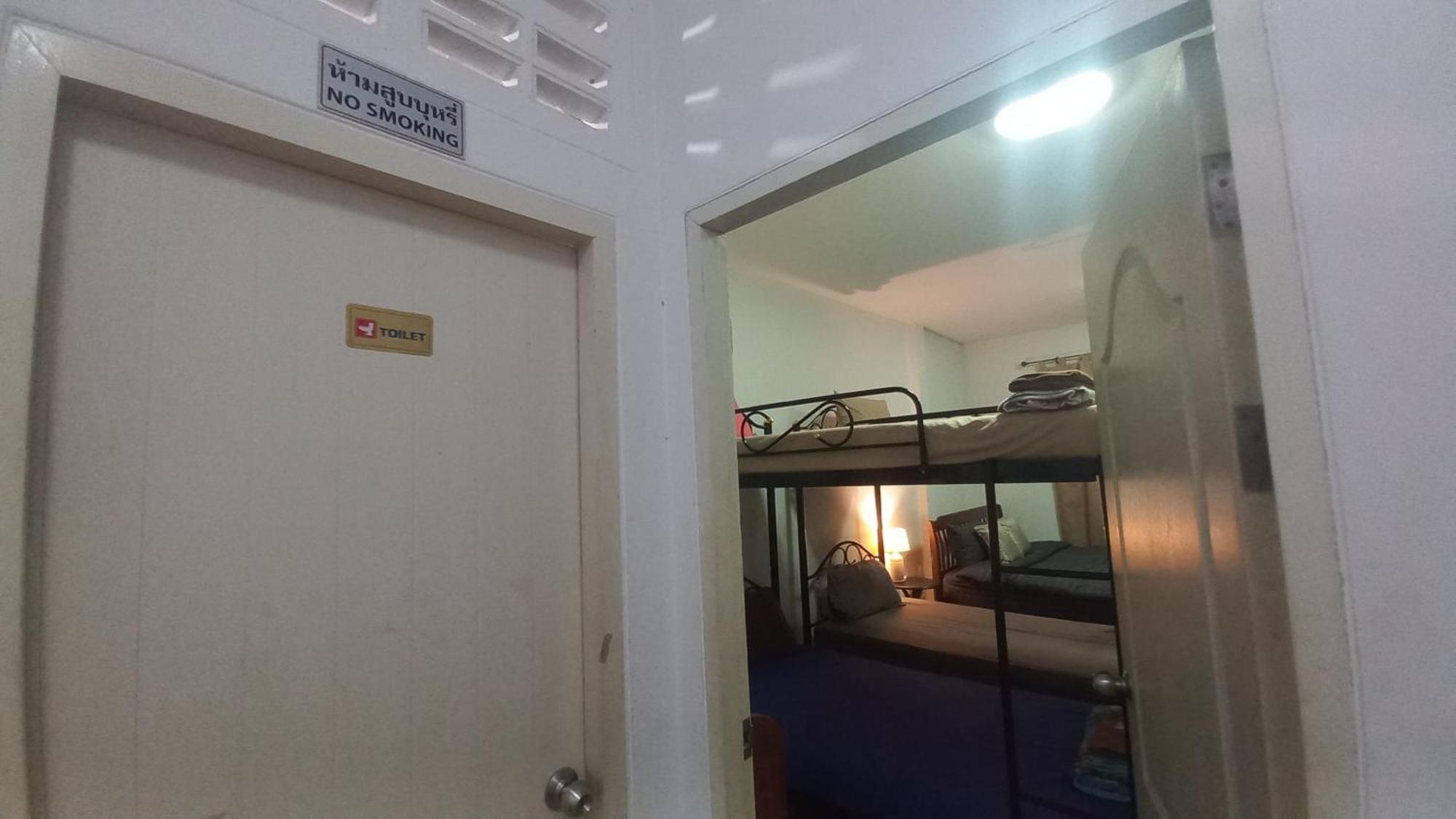 Amaretto Hostel Surat Thani Dış mekan fotoğraf