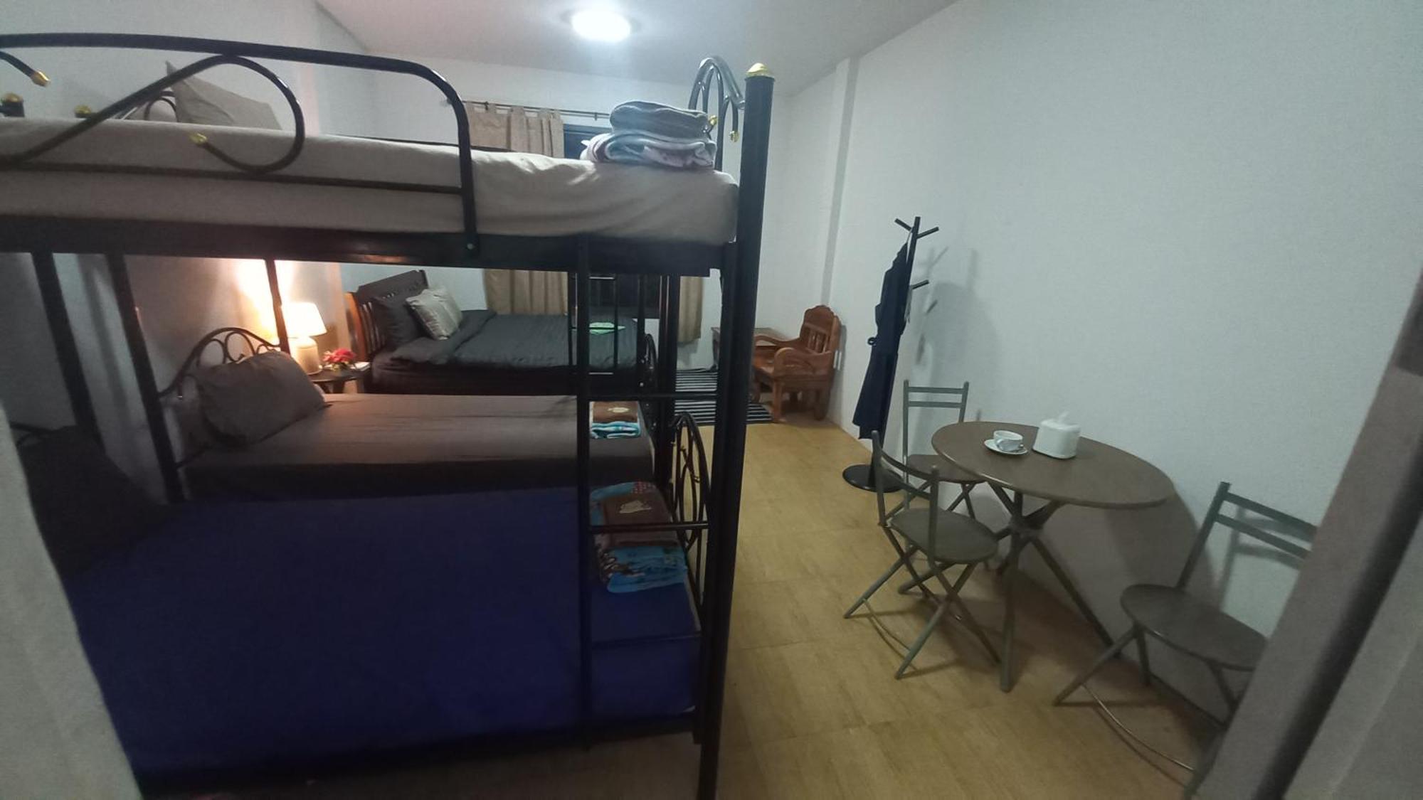 Amaretto Hostel Surat Thani Dış mekan fotoğraf