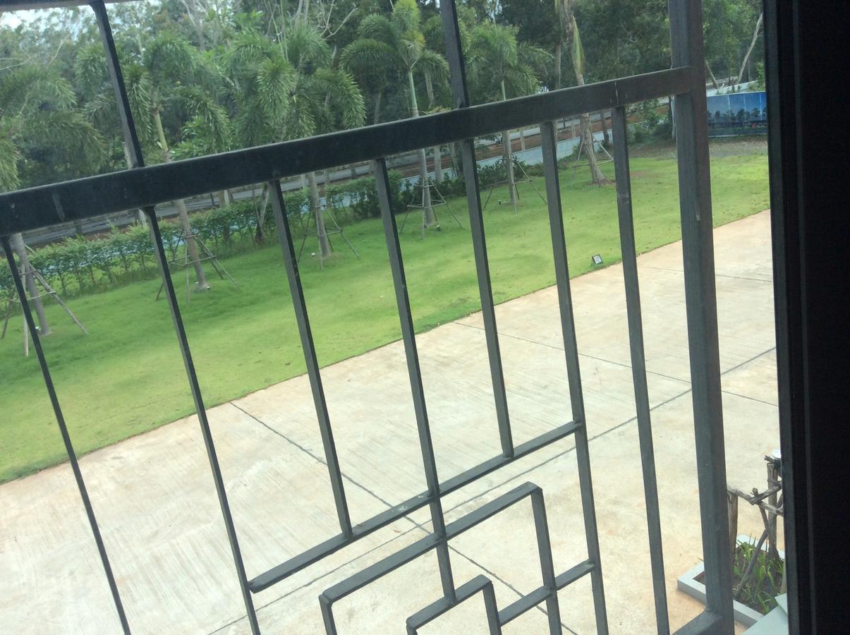 Amaretto Hostel Surat Thani Dış mekan fotoğraf