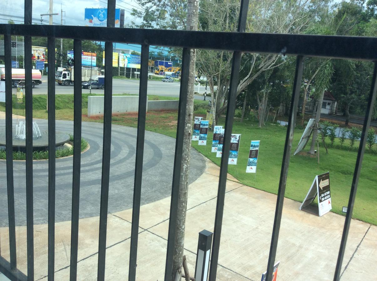 Amaretto Hostel Surat Thani Dış mekan fotoğraf