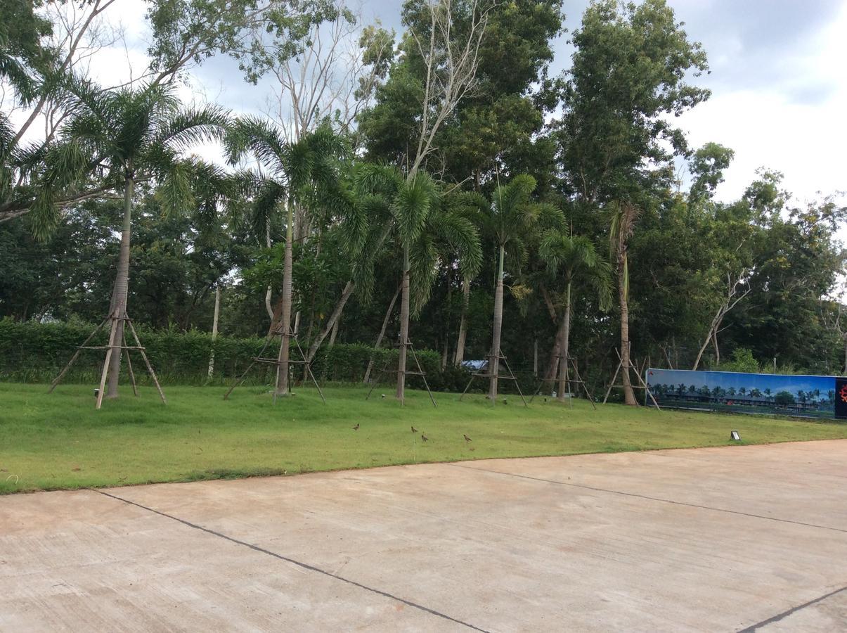 Amaretto Hostel Surat Thani Dış mekan fotoğraf