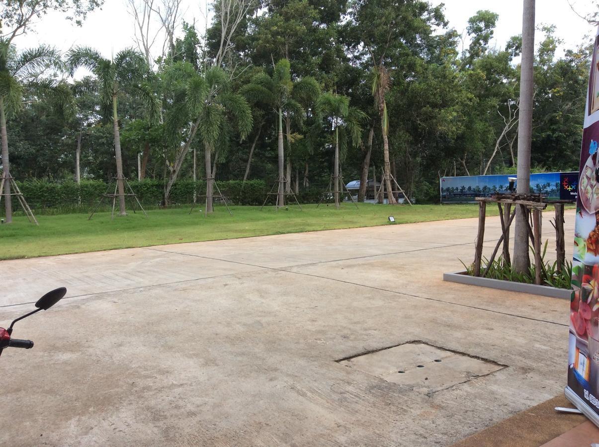 Amaretto Hostel Surat Thani Dış mekan fotoğraf